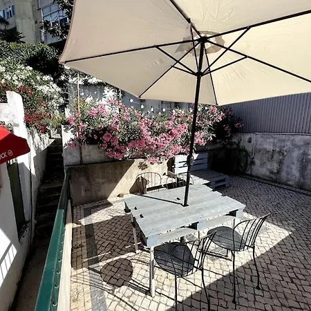 Apartment New Flat & Terrace Garden Monte Da Graca Lisbon